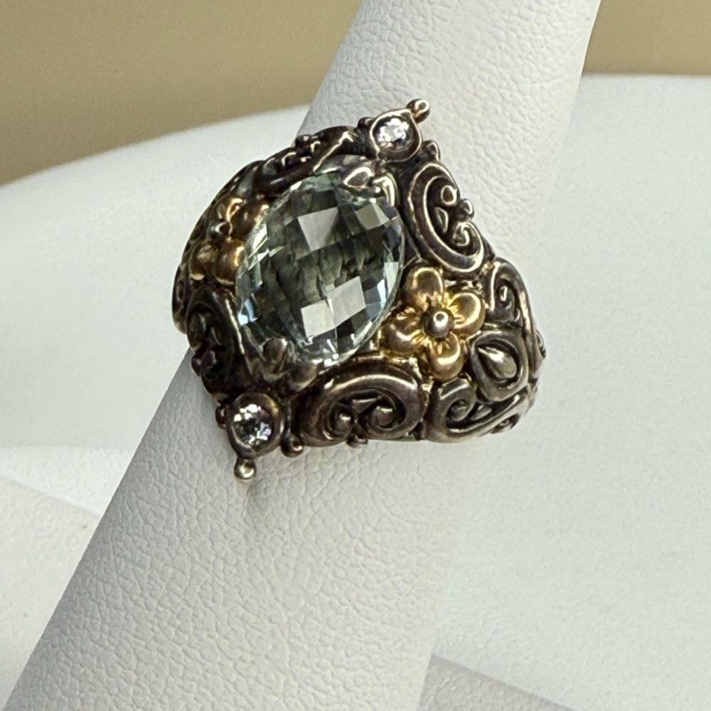 Vintage-Inspired Silver and Gold Ring with Gemstone